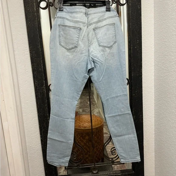 distressed blue jeans - Picture 8 of 8